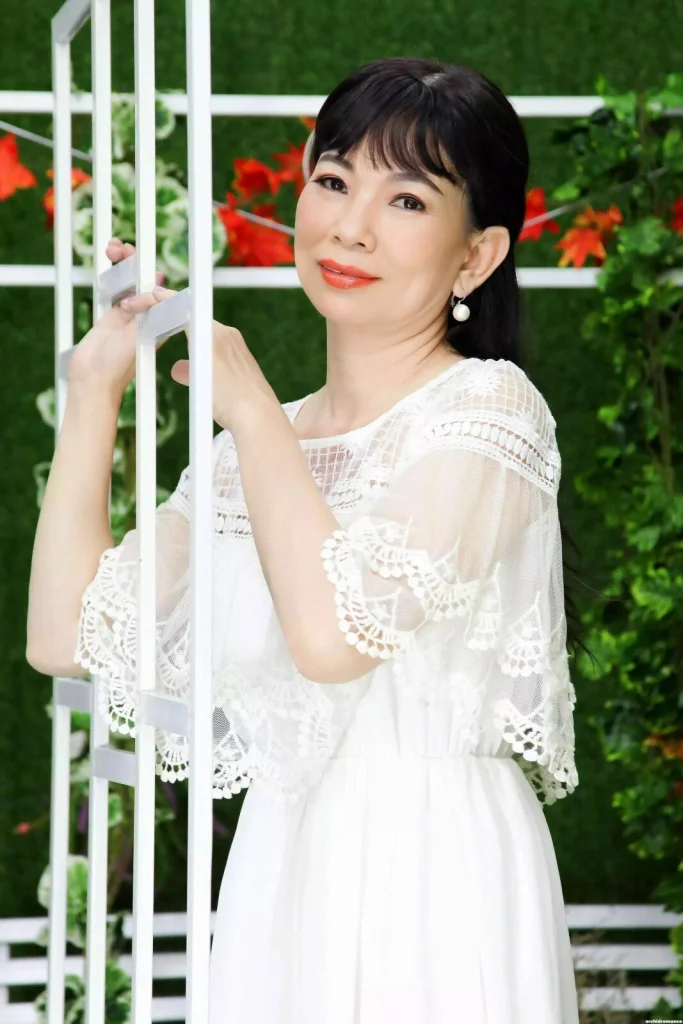 Nina Profile image 4