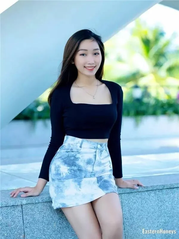 Nancy Profile image 4