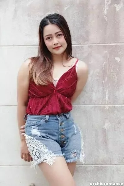 Napat Profile image 1