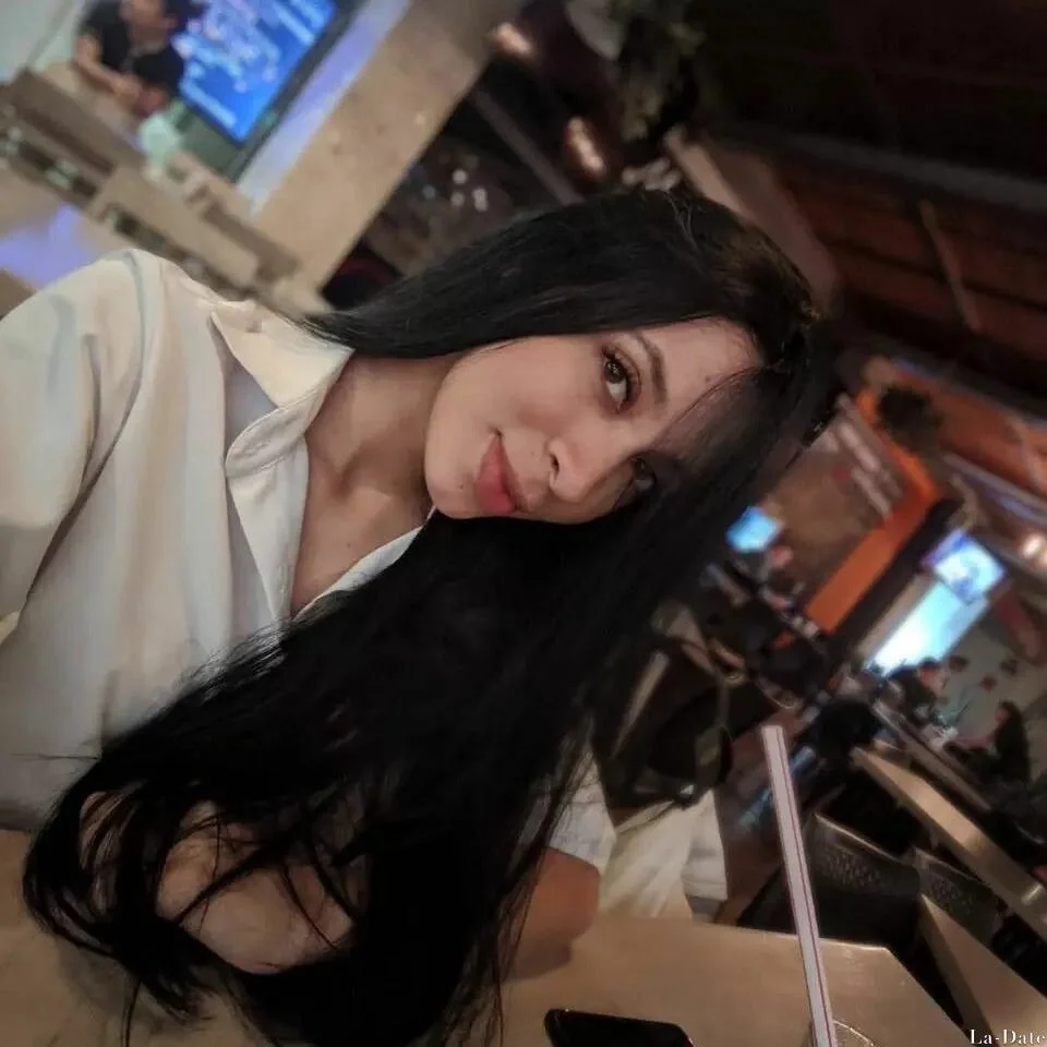 Karen Profile image 4