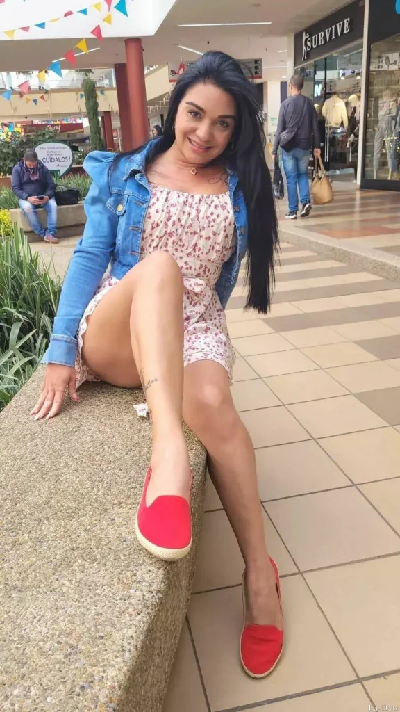 Valentina Profile image 4