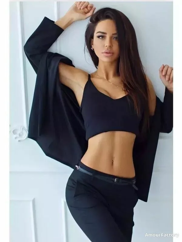 Oleksandra Profile image 3
