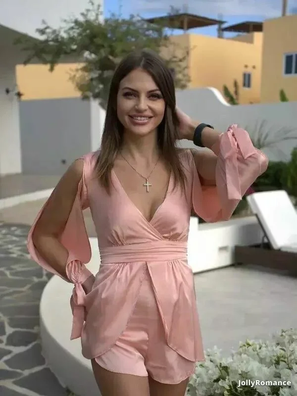 Anna Profile image 1