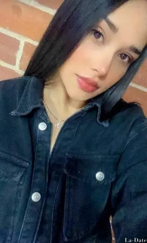 Victoria Profile image 1