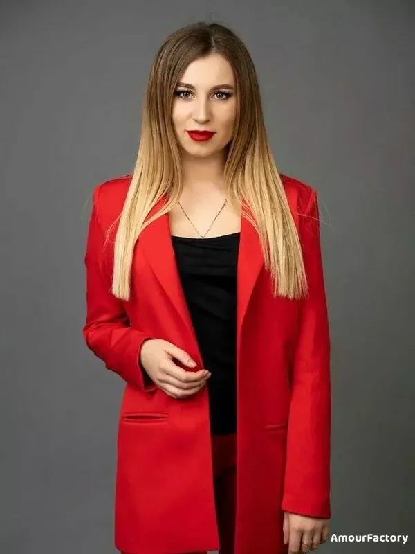 Kateryna Profile image 1